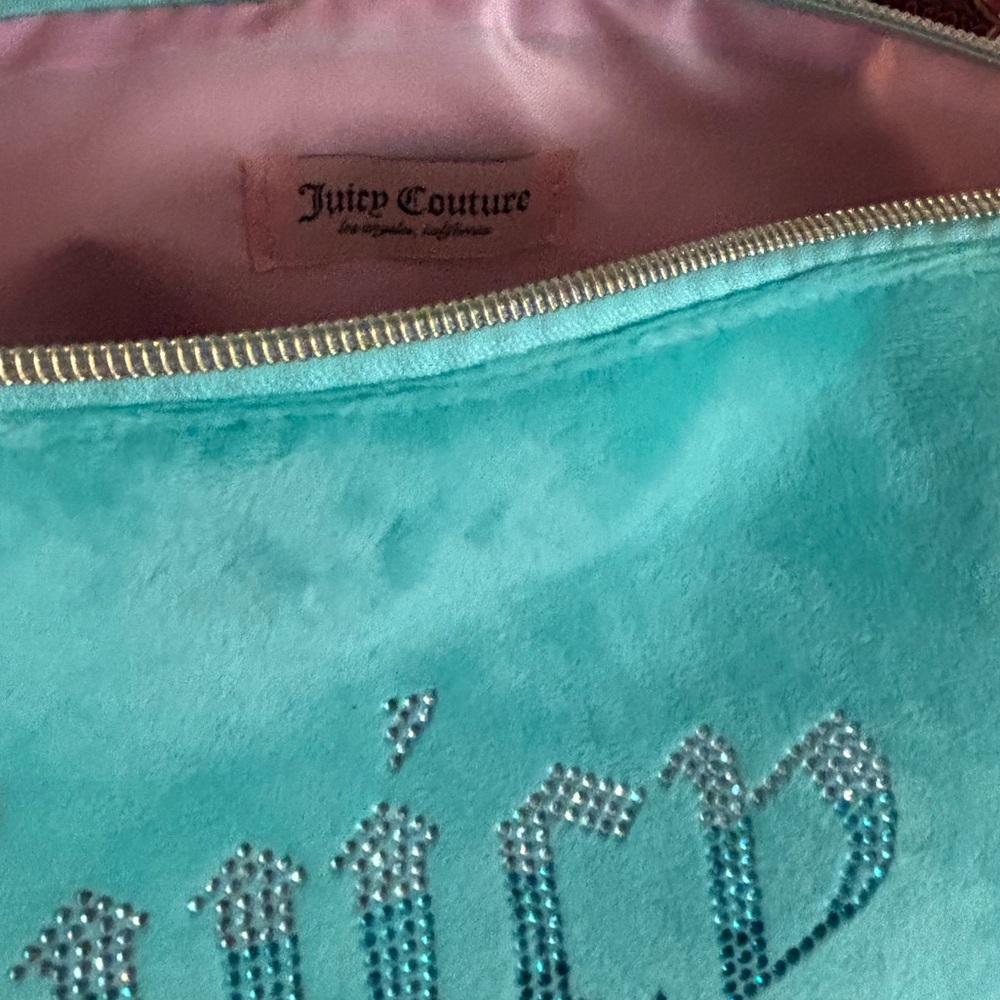 Juicy Couture Cosmetic Bag - Picture 5 of 6